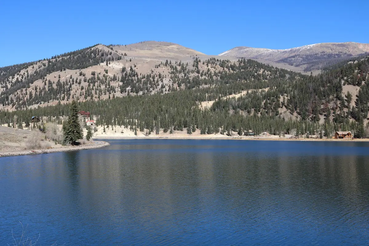 Lake San Cristobal from its west side, looking north.